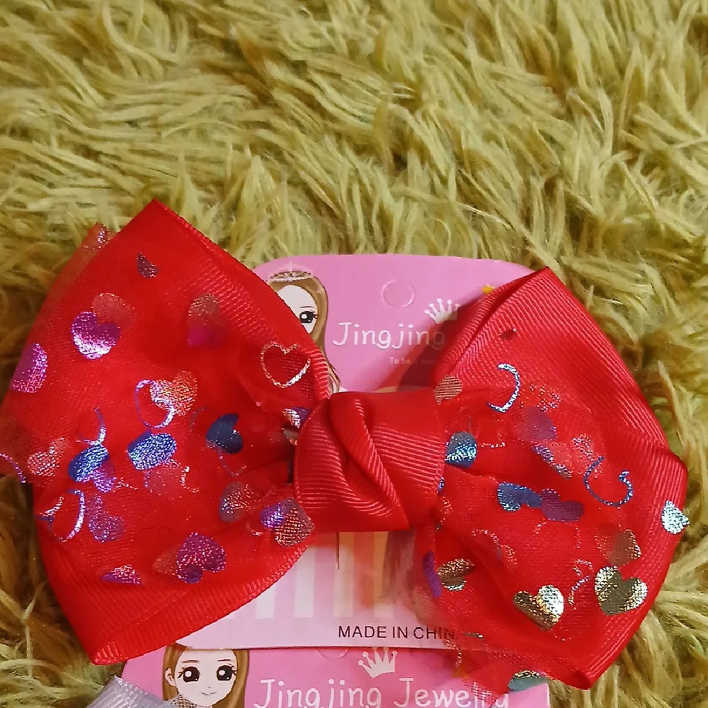 Red and‎ White Girls Hair Bows